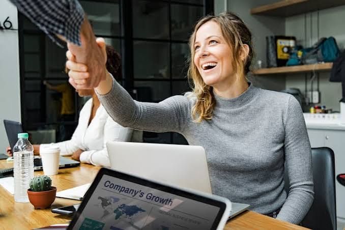 Sales Motivation: Cara Meningkatkan Motivasi dan Performa Tim Sales